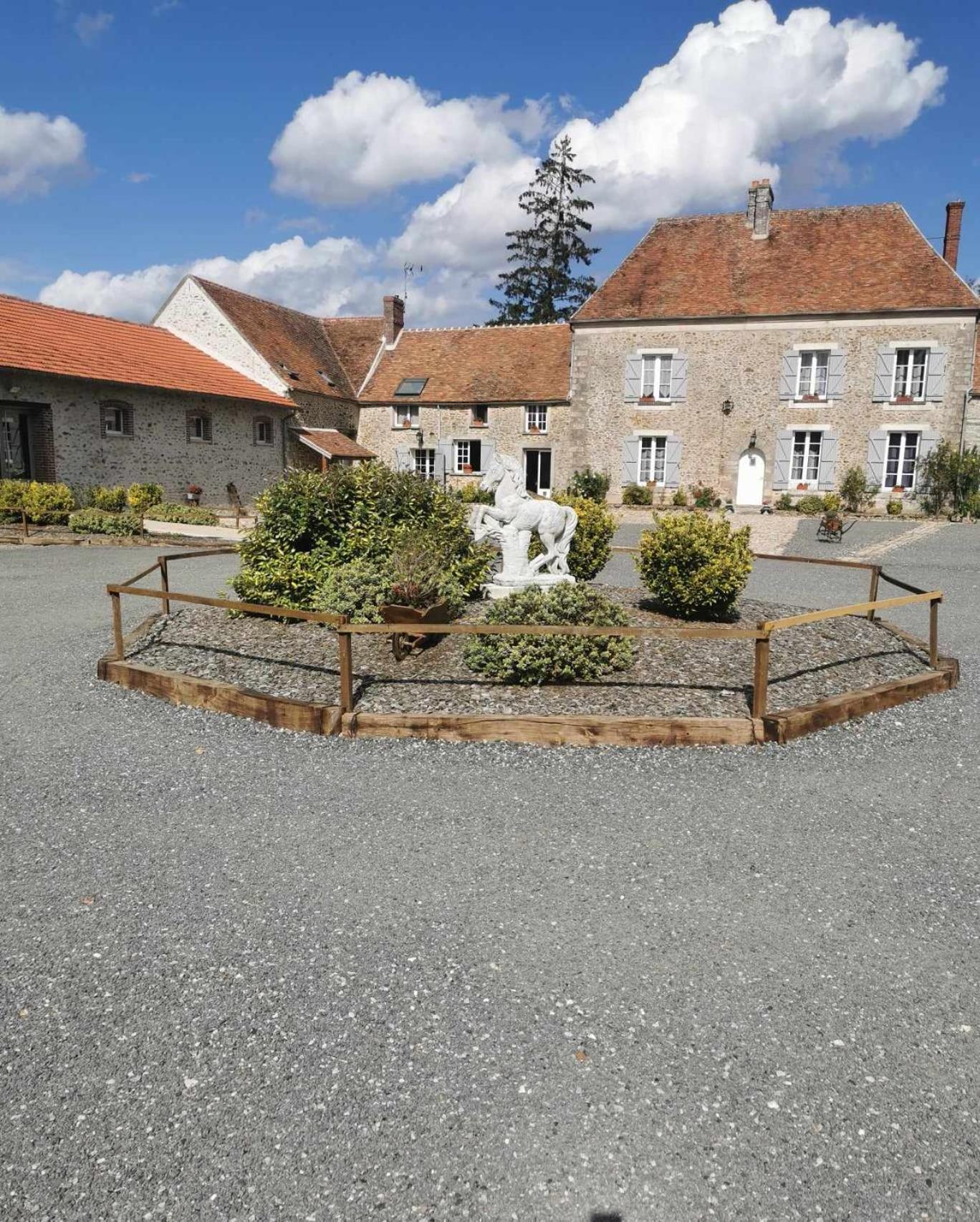 Hotel Domaine De La Ferme De Jean Grogne Fontenay-Trésigny Exterior foto